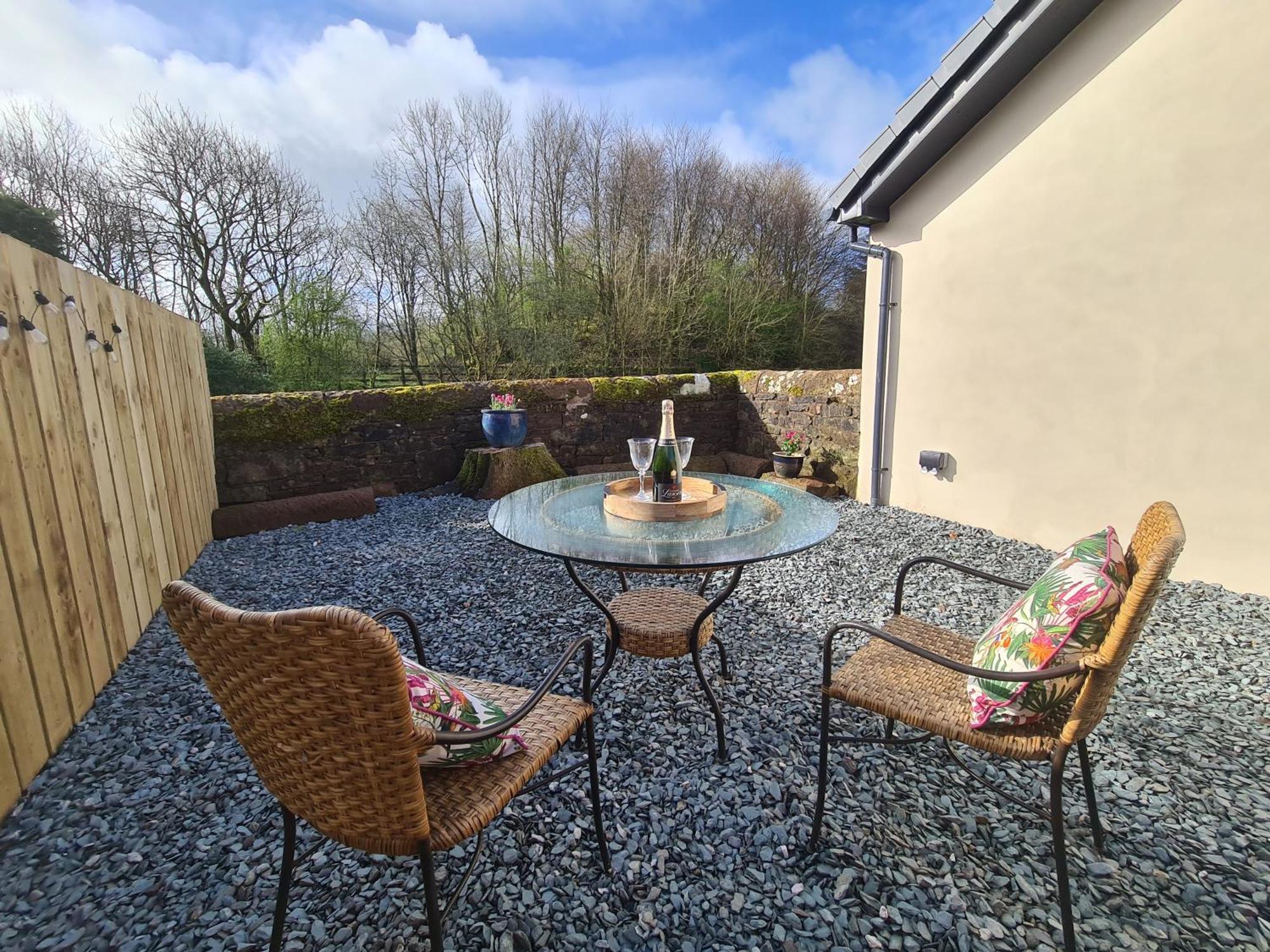 The Nest By Blake View Holidays, A Peaceful Boutique Retreat, 3 Miles From Ennerdale- Small Twin Or King Bed Available Rowrah Esterno foto